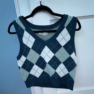 hollister cropped sweater vest